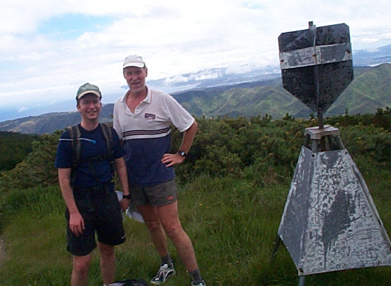 Shane Conolly & Tony Gazley Atop Baker